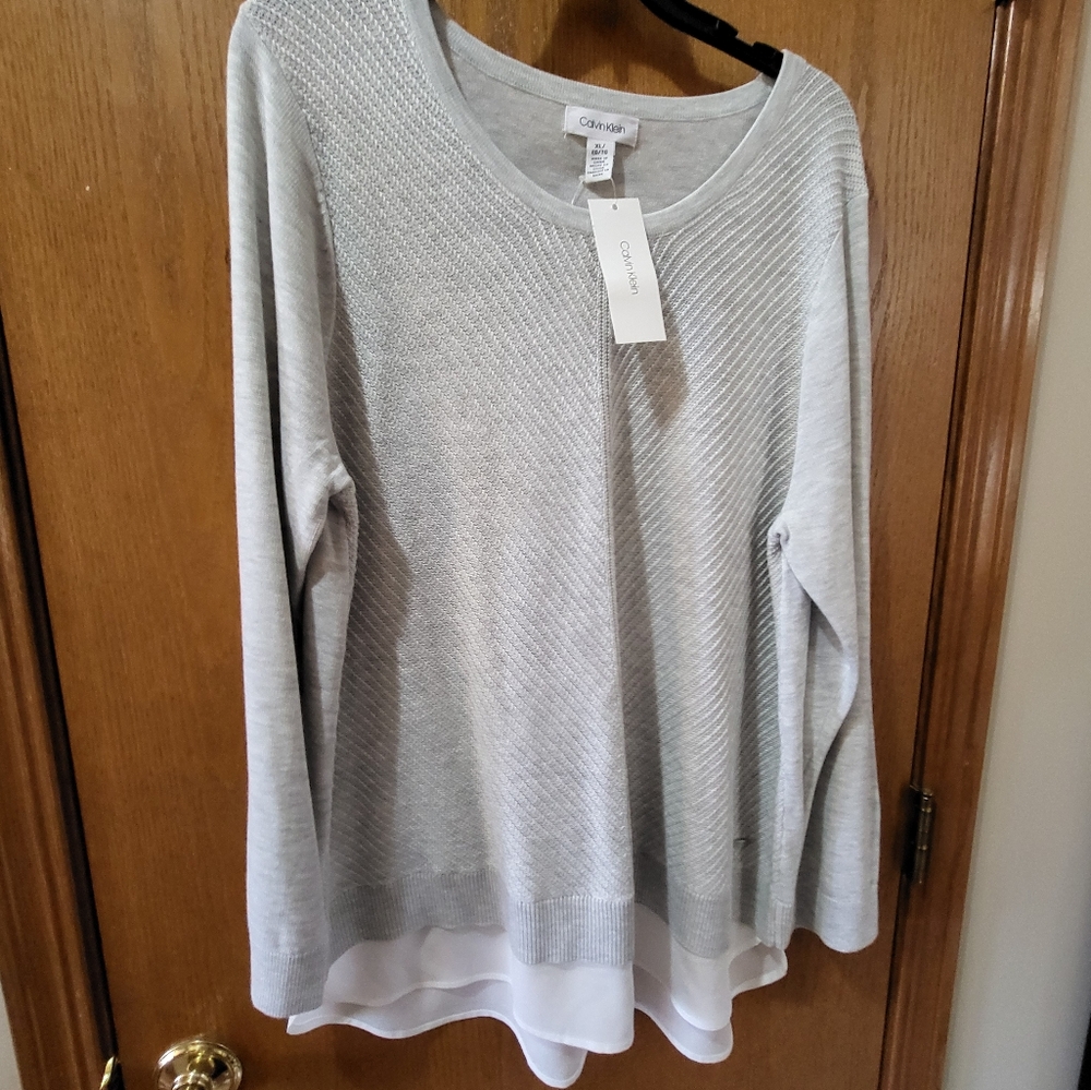 Calvin Klein Collection Gray and White Sweater